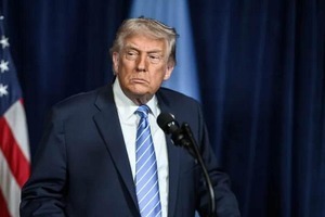 傀儡政権を作ること出来ず、原油価格は高騰する、中間選挙への影響測り知れず、どうするトランプ大統領