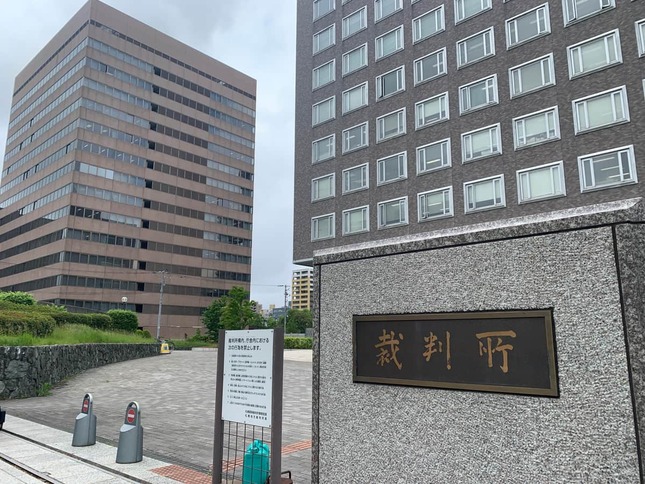 札幌地裁を舞台に行われた訴訟は、原告と被告の双方が控訴している