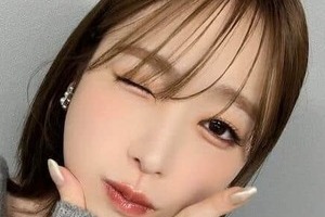 高橋ひかる、肩出しワンショルで...すらり神スタイルの美貌　「顔もスタイルも完璧」「綺麗すぎる」ファン悶絶