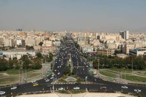 イランの首都テヘランの街並み
