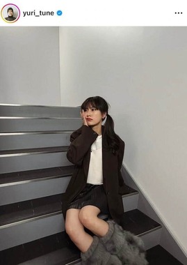 恒松祐里さんのインスタグラム（＠yuri_tune）より