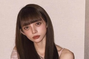 侍ジャパン小園海斗のモデル妻、友達とWBC観戦動画がかわいすぎ　「爆美女すぎる」「小園ギャルズ」