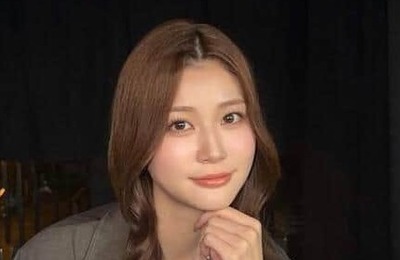 生見愛瑠、制服姿でかわいすぎ大絶賛の嵐...ヒロインつとめる映画オフショット　「超超超可愛い」「めるる神」