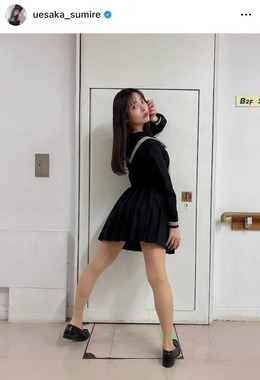 上坂すみれさんのインスタグラム（＠uesaka_sumire）より