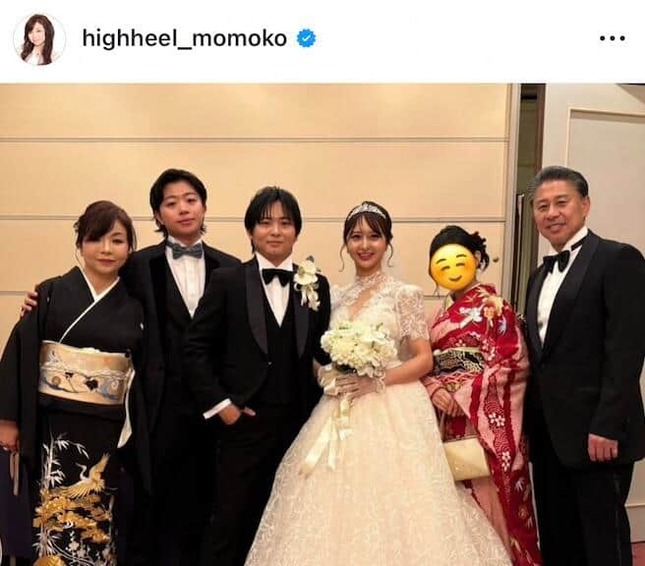 モモコさんのインスタグラム（＠highheel_momoko）より