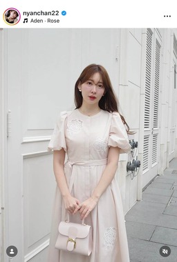 小嶋陽菜さんのインスタグラム（＠nyanchan22）より
