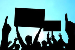 倉田真由美氏、「戦争反対」で異論を「戦争したがっている」決めつけ風潮に疑問