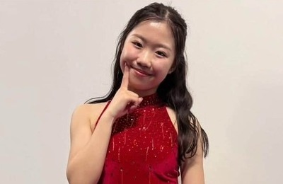 フィギュア銅・中井亜美、ほっぺポーズ再び...大反響　黒ワンピ姿にもドキっ「かわいすぎて心臓が持ちません」