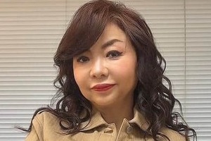 ハイヒール・モモコ「皆様にむちゃ褒めていただきました」　長男の結婚披露宴での華やかな黒留袖がステキ