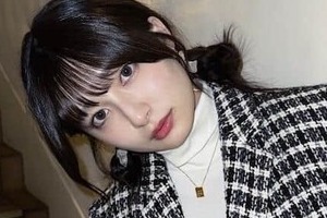 吉川愛、背中ざっくりブラックドレスで色気ダダ漏れ　「やばい綺麗すぎる」「可愛くてキレイ」