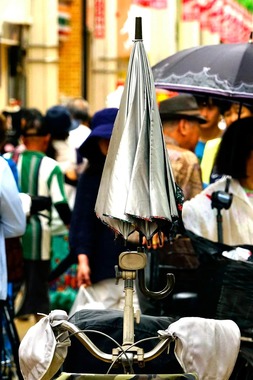 傘スタンド（写真：アフロ）