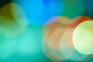 新生活が始まるとナイトワーカーが増えるは本当か　入学早々あるいは退職後に面接へ...夜の店の「思惑」は