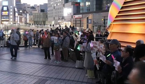 反戦デモ、国会周辺以外にも...全国各地で拡散　「元カレに戦地に行ってほしくない」18歳女性も訴え