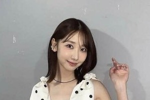 柏木由紀、タイトな黒ドレスで色気ダダ漏れ...すらり神スタイルの美貌　「超絶、綺麗です」「スタイル良すぎ」