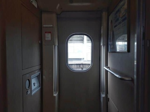 新幹線の中で…（写真はイメージ）
