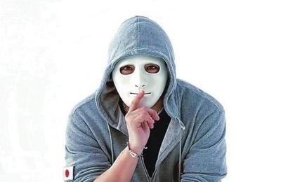 新幹線G車で注意され「逆切れ」と批判...家族YouTuber謝罪でラファエル「参戦」　投稿に波紋「肯定派でびっくり」