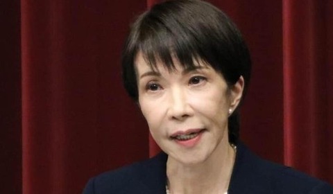 「危機感ないの？」「呆れすぎて」高市首相に厳しい声...美容対談は34分、パキスタン首相との電話対談は15分