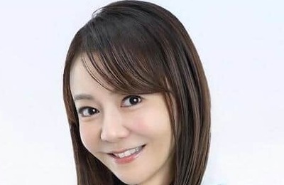 華原朋美、膝上スカート×ロングブーツで変わらぬ美貌にドキっ　念願のUSJを満喫「かわいすぎ」「楽しそう」