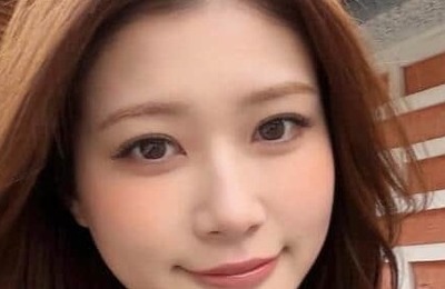 生見愛瑠、黒ミニスカで美しさ限界突破　「スタイル良すぎ」「美人すぎる」ファン悶絶の春コーデ