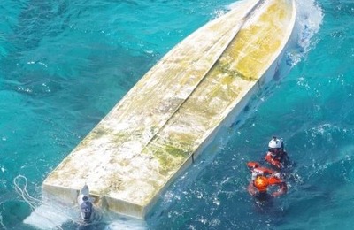 東浩紀氏にも「抗議船」乗船経験　「とても修学旅行生を乗せるようなものではない」