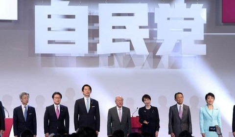 自民党大会で自衛官が国歌斉唱　高市首相「知らなかった」小泉防衛相「私人として」に「隊員がかわいそう」