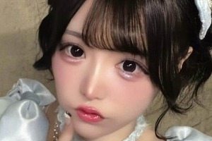 「前の顔写真指名手配犯すぎて」アイドルのパスポート写真が衝撃　「6年でだいぶ可愛くなった」別人級で大反響