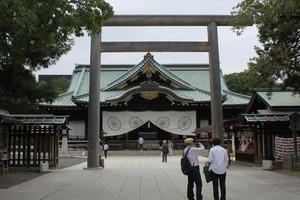 「ケチをつけたい方々、画像加工までして大変ですね」　日本保守党・有本香氏が怒った靖国神社での「疑惑」