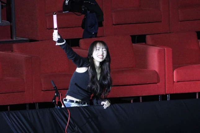 4月5日の夜公演ではアンコール発動。「アンコールいくぞ～！AKB～！」