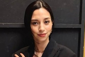 中条あやみ、さわやか水色ロングドレスで...国宝級の美貌に衝撃　「何頭身ですか！？」「めちゃくちゃキレイ」