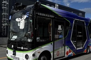 大阪・関西万博の「負の遺産」EVバス100台超放置で「墓場」状態　大阪メトロの返金要求にメーカー反論