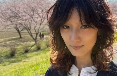 元「E-girls」藤井萩花、へそピ＆タトゥーちらり...愛用レザージャケット紹介しながら　「カッコよすぎ」