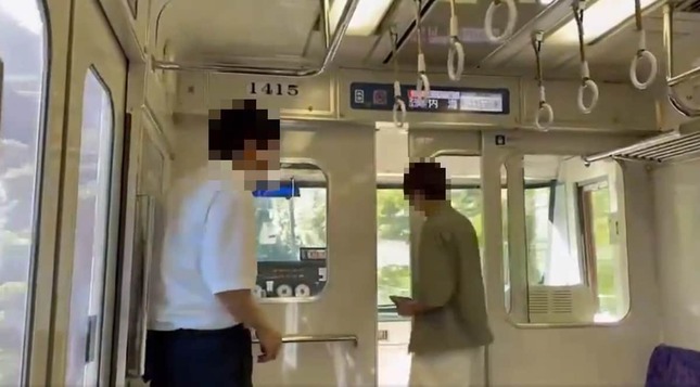 何らかの方法でカギを開けた（X投稿の動画から）