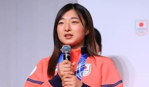 フィギュア坂本花織、引退会見でびっくりの結婚報告　お相手は？「どこかに映っていないか」と「ゴゴスマ」で