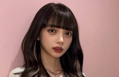 広島カープ・小園海斗のモデル妻、カープロゴ入りスウェット姿で...「かわいい」「まじキュンです～」