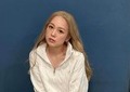 西野カナ、ミニ丈あわせて...おなかチラリな「MVのオフショット」に反響　「ベリーキュート」「かわいすぎ」