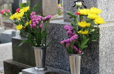 意外なものが岡山のお墓で次々盗まれる　いったい何の目的があって？県警が捜査