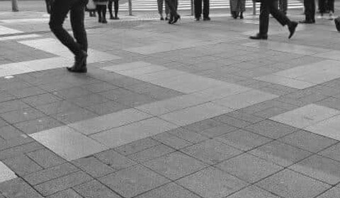「この会社には絶対に入社しない！」面接中に抱いた違和感　父親の知人だった面接官が豹変した出来事
