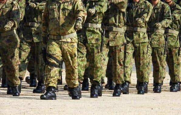 犯罪者に引き続き多重債務者を戦場に投入（画像はイメージ）