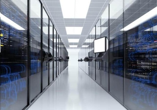 データセンター関連銘柄が相場を牽引しているというが…（画像はイメージ）