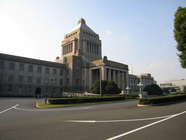 国会論戦の意義が問われている
