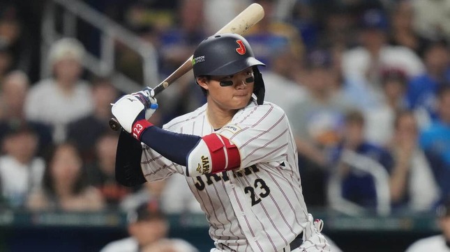 森下翔太（2026年、WBCの準々決勝。写真：AP/アフロ）
