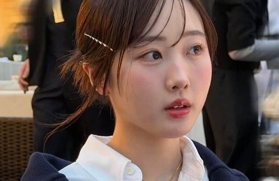 本田望結、大きめTシャツ×レギンス姿でピラティスへ　ピース＆笑顔見せて...「めちゃくちゃかわいい」
