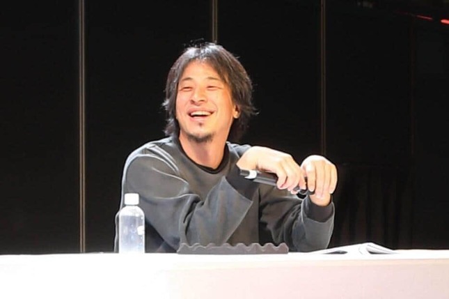 ひろゆき氏（2024年4月撮影）