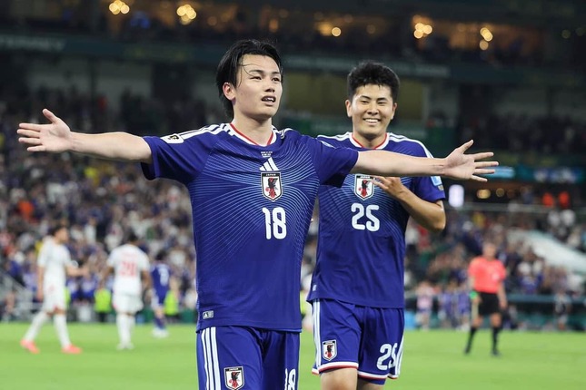 日本対チュニジア戦、2ゴールの上田綺世（写真：AP/アフロ）