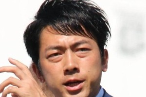 小泉防衛相、自衛官らの採用3年ぶり1万人超をX報告　「増加の要因」説明し感謝を伝える