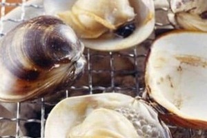 「あ～、いいね」外国人の男性らハマグリを大量採取　「禁止場所」とみられ、水産会社が従業員の行為と異例の謝罪