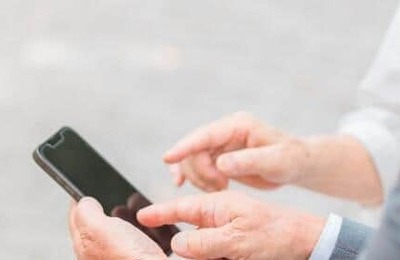 「そんなに払っていたのか」70代後半の父親が愕然　古いスマホに何年も支払い続けていた思わぬ「料金」の正体