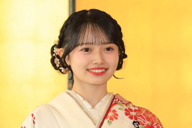 花田藍衣さん。AKB48の成人式イベントでは笑顔を見せていた（2026年1月撮影）

