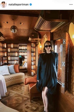ナタリー・ポートマンさんのインスタグラム（＠natalieportman）より