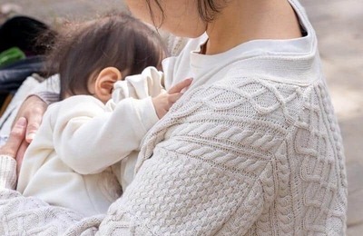 カフェでの「授乳ケープ」論争　カフェチェーンに規定など見解を聞くと　タリーズ、ドトール「制限設けず」